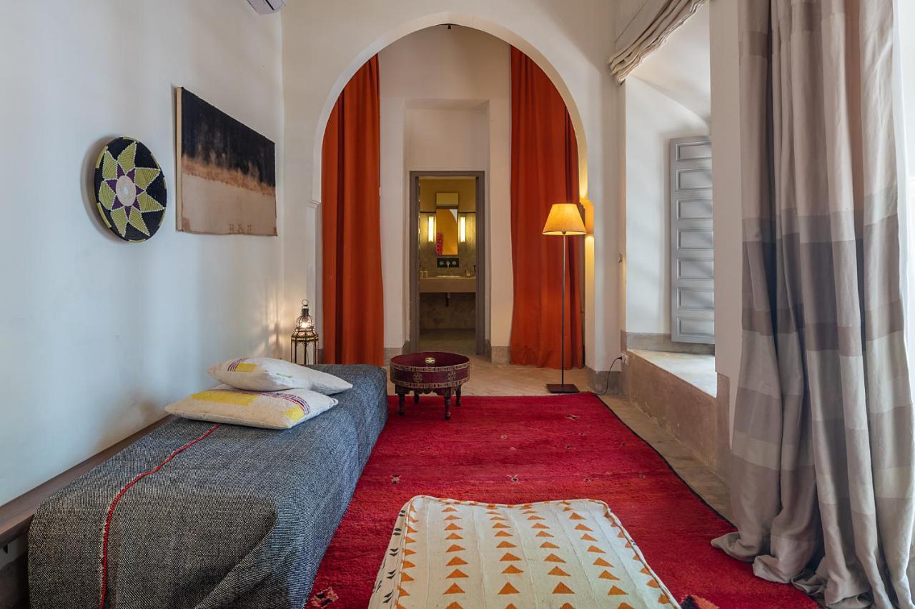 Talaa12 Riad