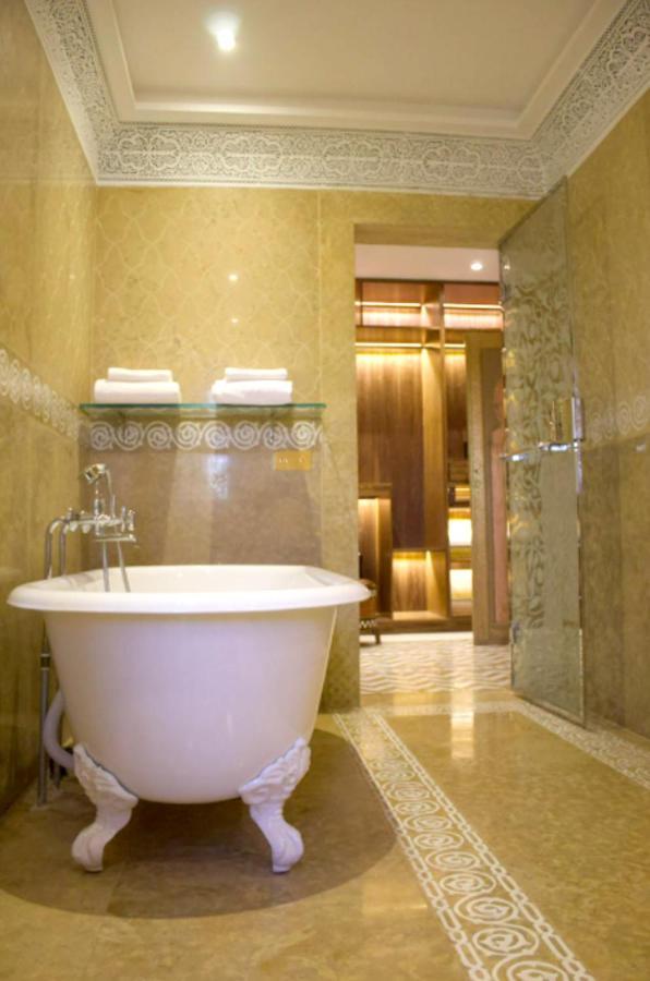 Villa Spacious With Private Pool In Marrakech And Mountain Views