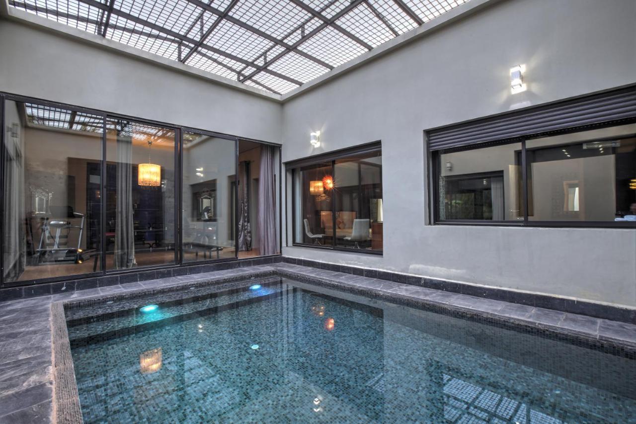Superbe Avec Piscine Villa *