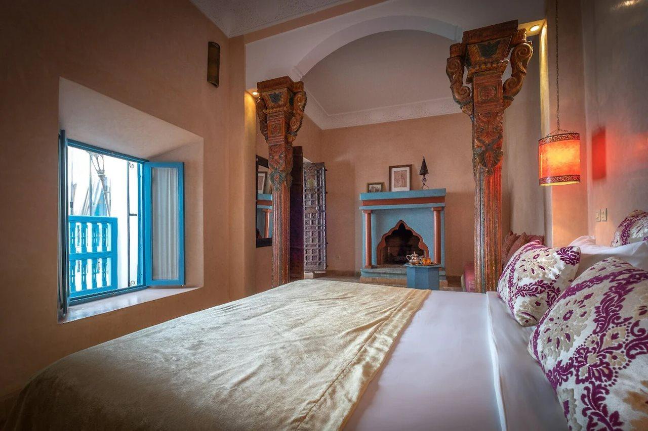 Si Khalifa Hotel