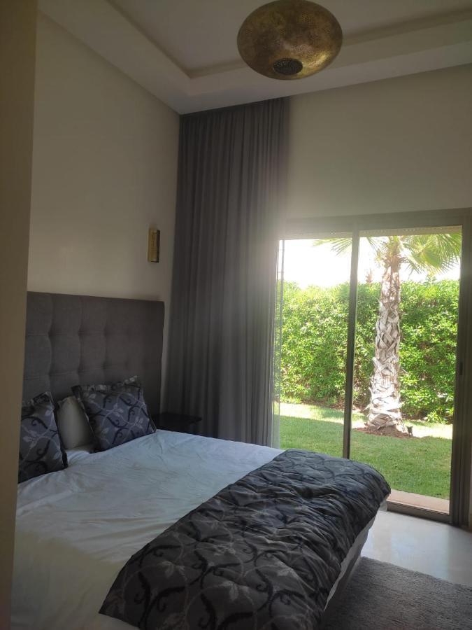 Isolée 4 Façades Avec Piscine Villa *