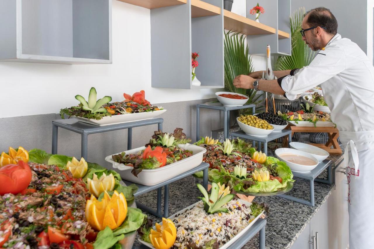 Wazo Hotel 4*