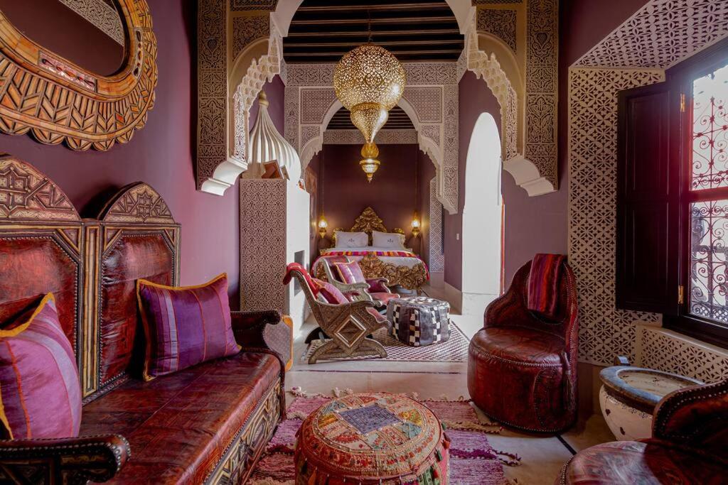 Villa Palais El Roucar *