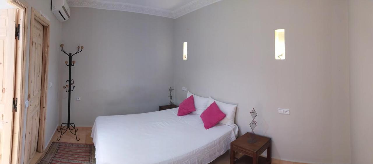 Taziri Riad