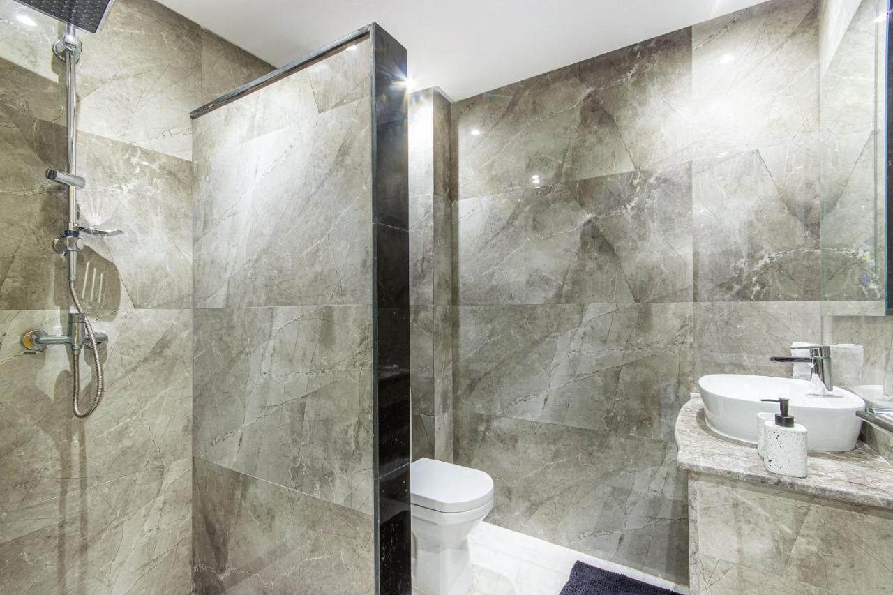 Apartment New!, Jardin Prive, Transats, Barbecue