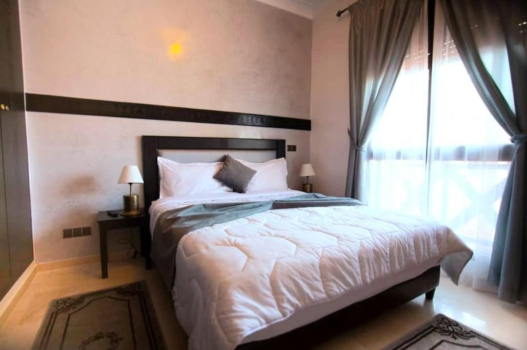 Apartment Appartements 2 Chambres Piscines Premium *