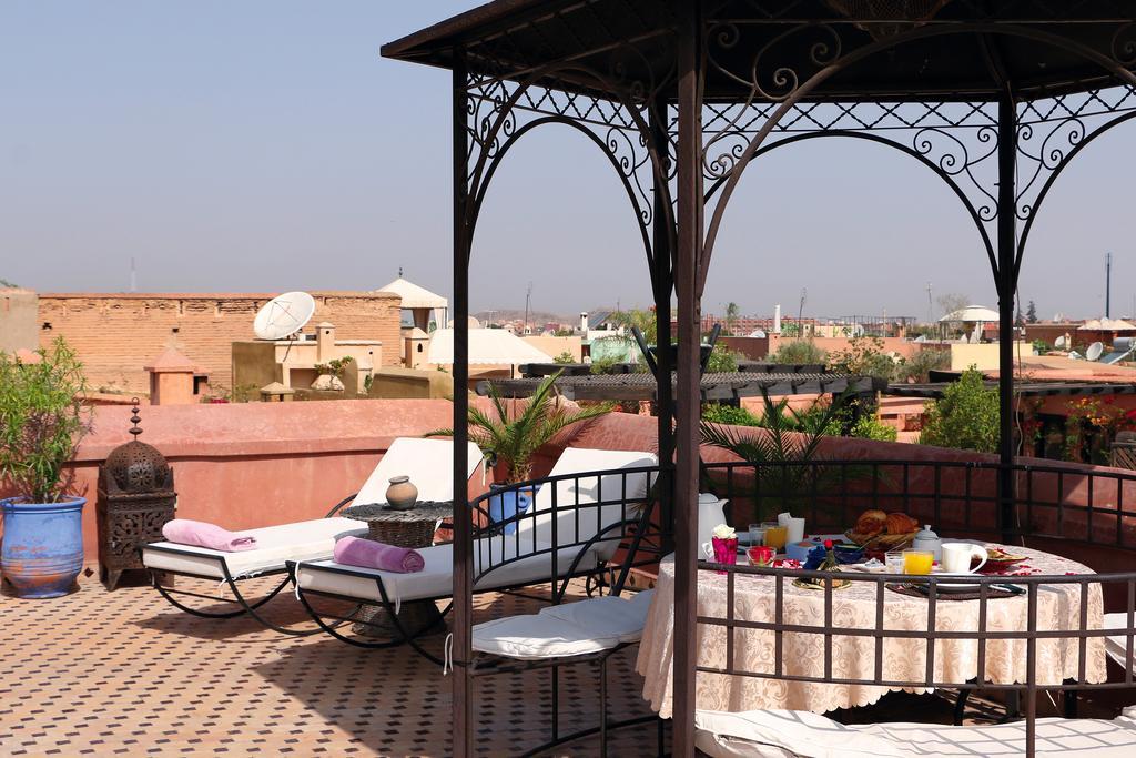 Tahar Oasis Riad *