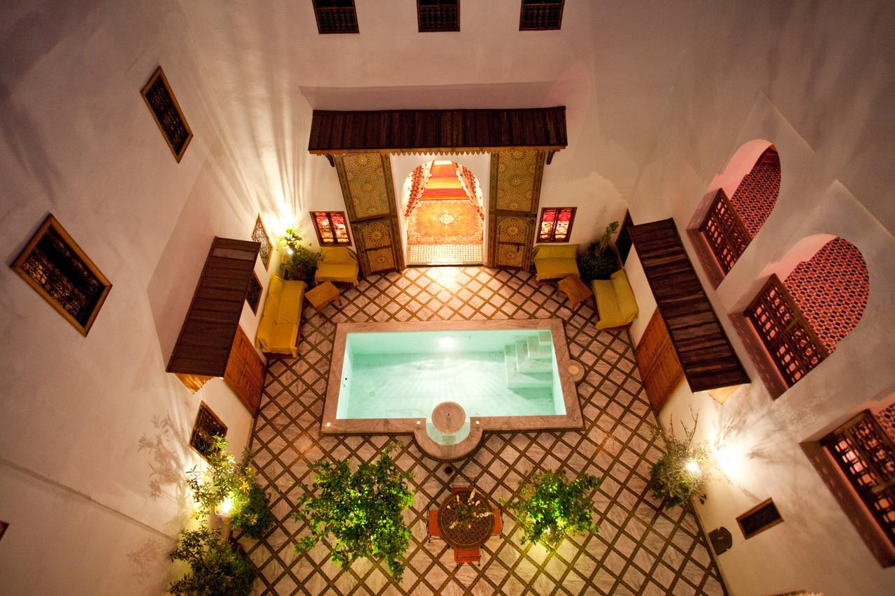 Zineb Riad 3*