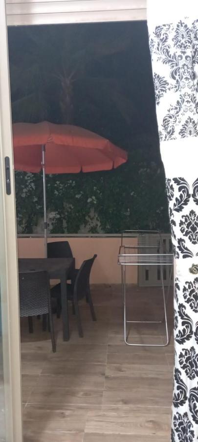De Luxe Avec Piscine Appartement *