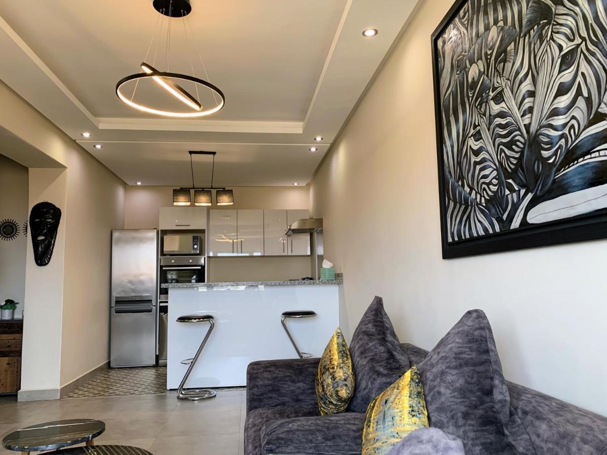 Moderne, Lumineux & Spacieux Avec Balcon -central -wifi-smart Tv-clim Appartement Marrakesh