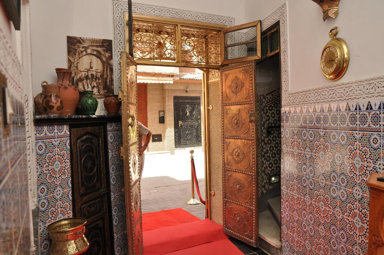 La Porte D'or & *