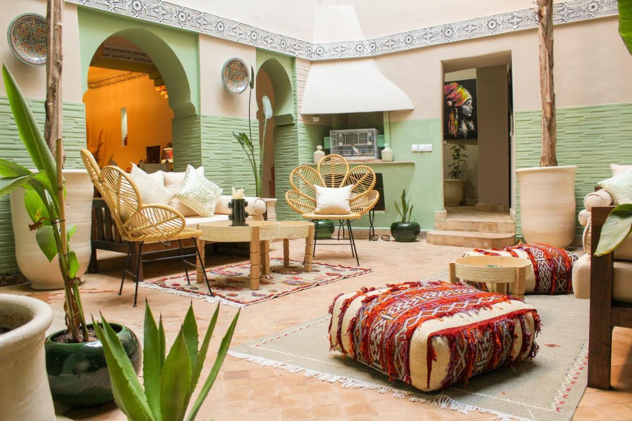 Amra Riad 3*