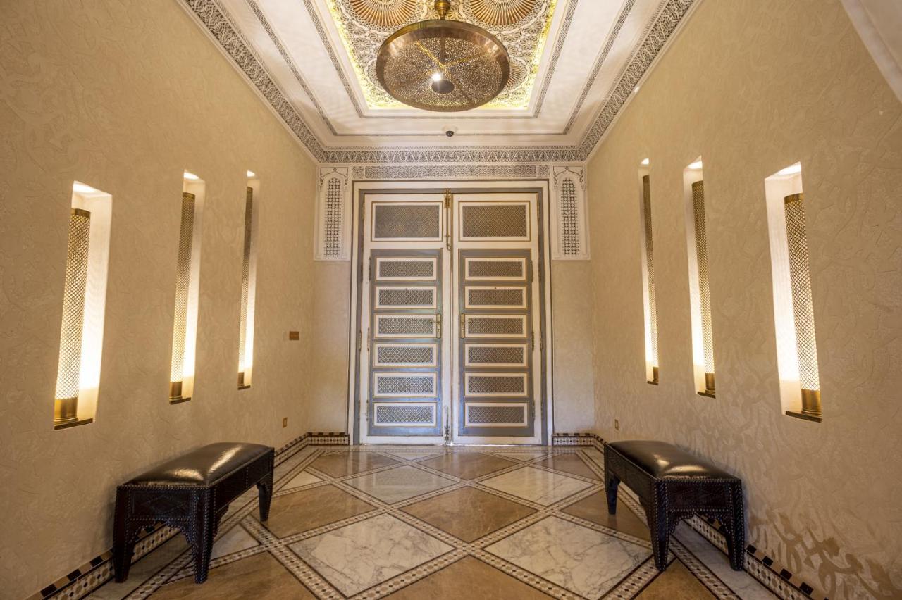 Villa Maria Towers , Palais Table D'hotes & *