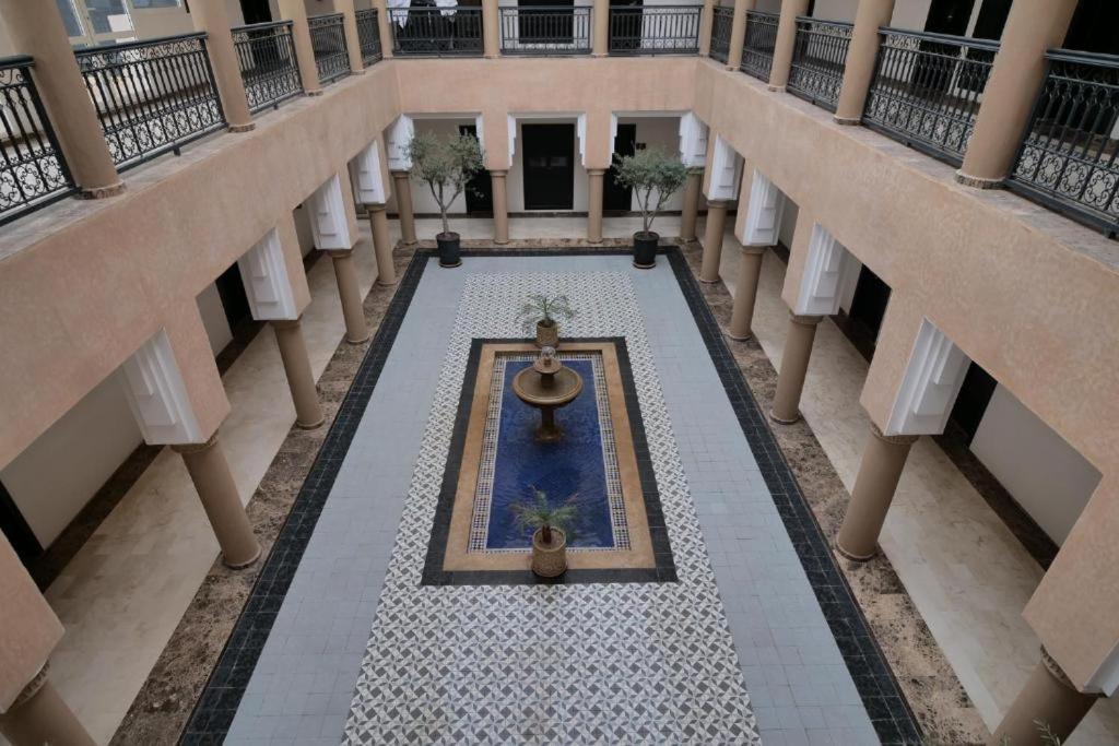 Hotel Lux