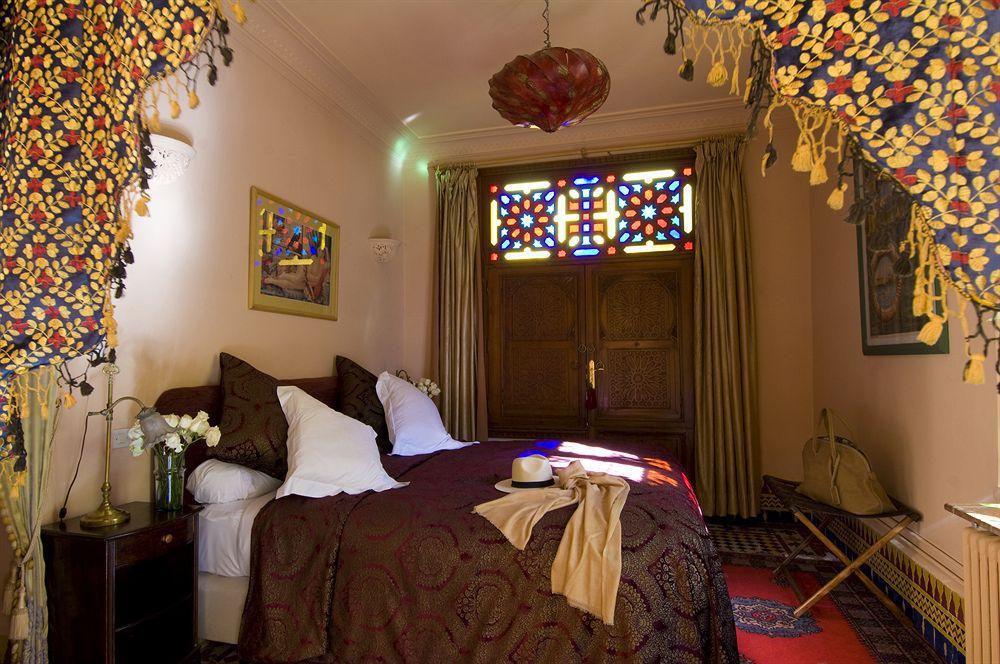Gasthuis Dar Ayniwen Garden Hotel&bird Zoo