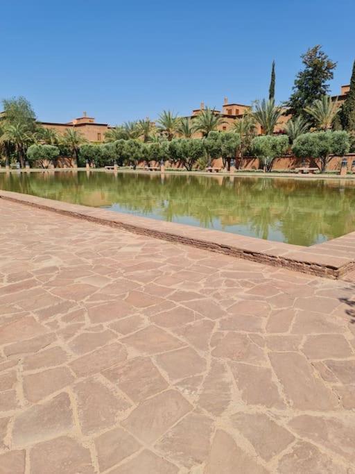 Villa Dans Tres Jolie Oliveraie *