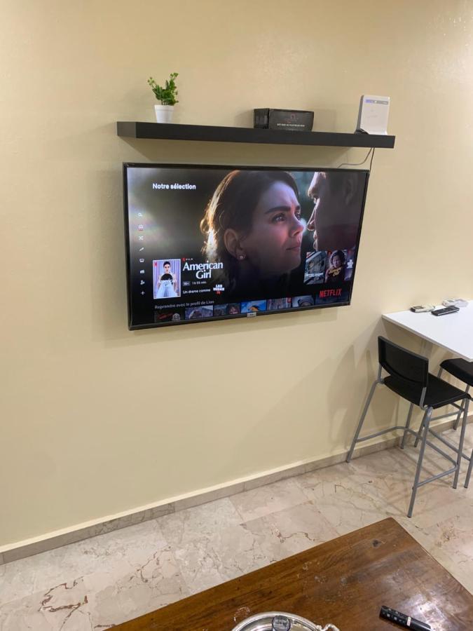 Apartment Studio N20 Au Centre Wifi Clim