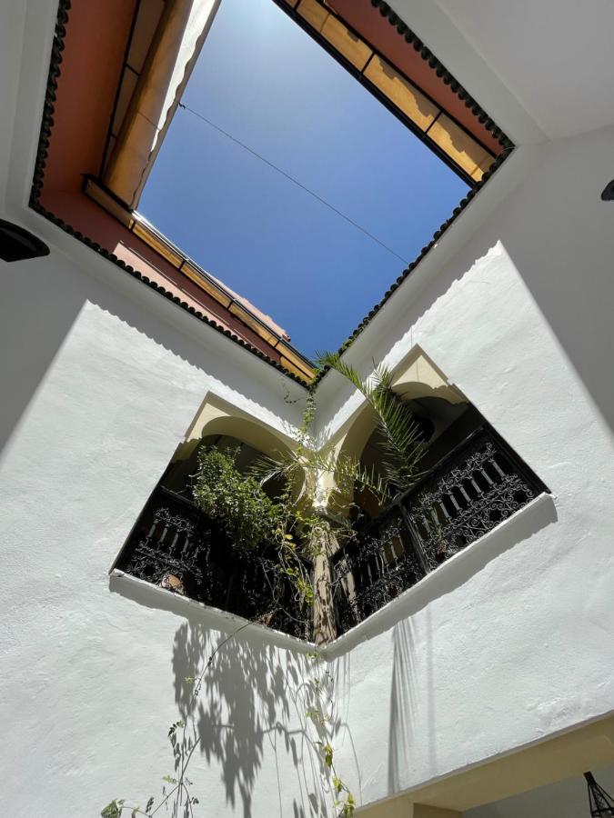 Riad Lalla Nora *