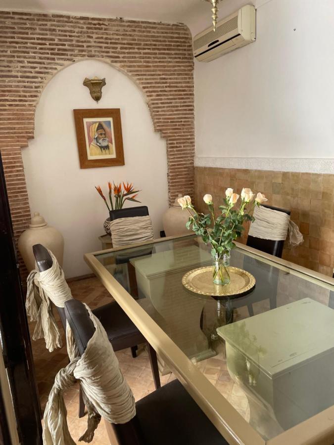 Riad Lalla Nora