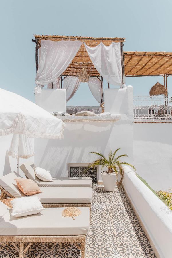 Shiraz * Marrakesh