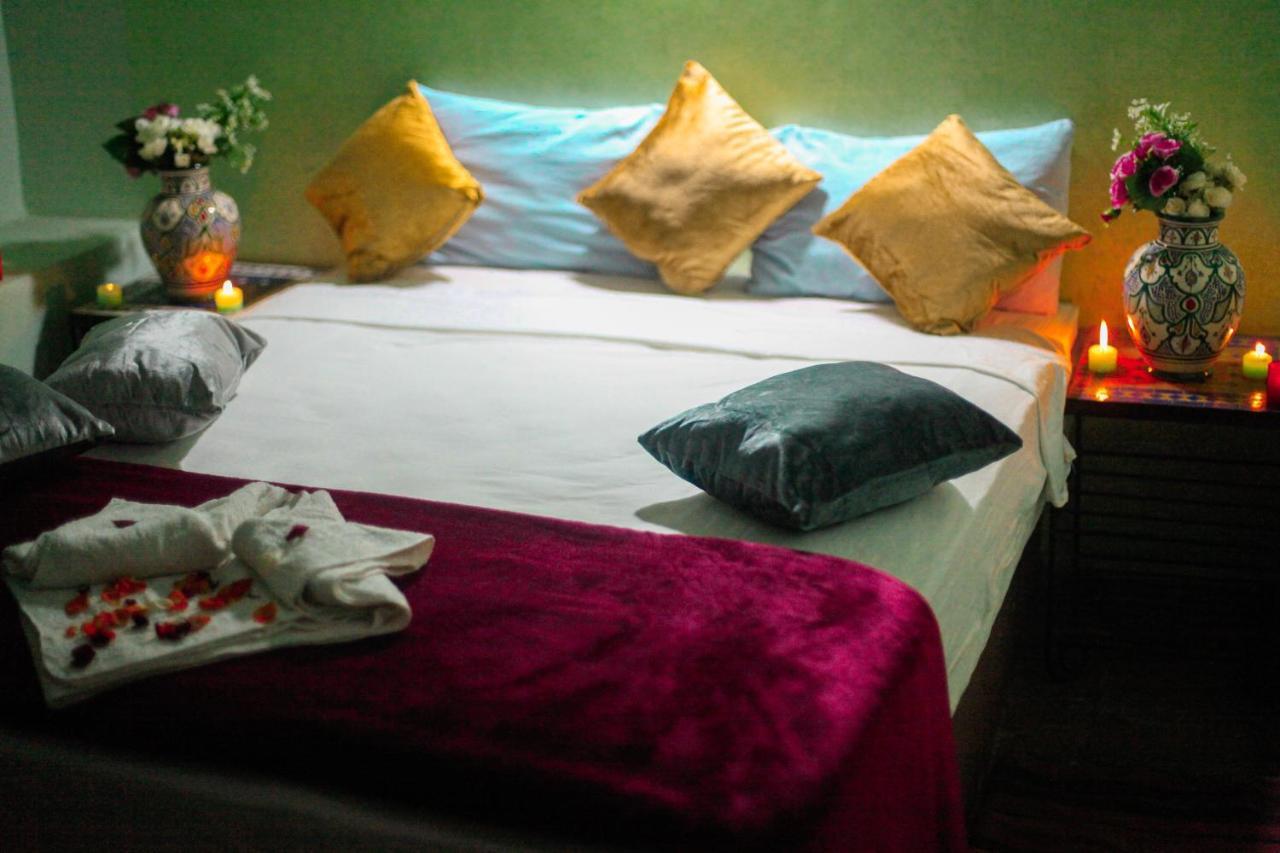 Couette-café Douja 2*