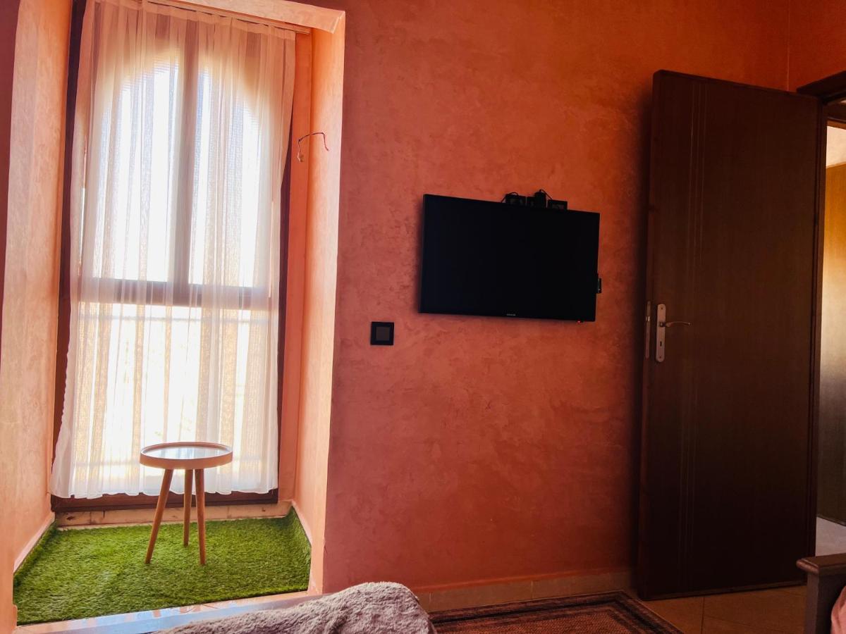 Julie's Private Appartement *