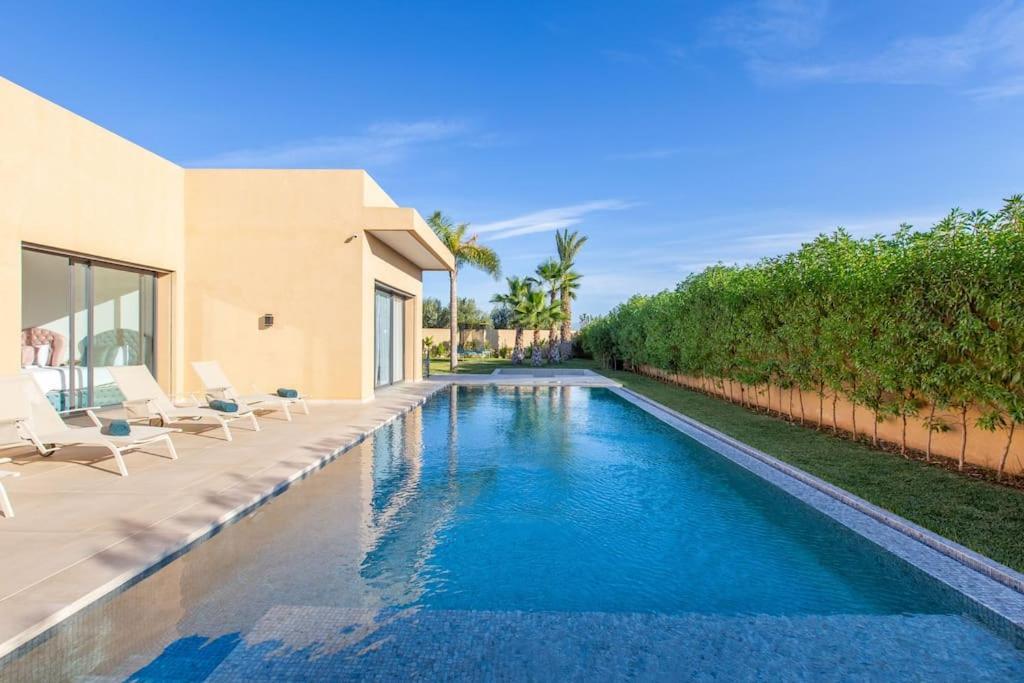 Hawai, Ss Vis A Vis Avec Espace De Sport , Piscine Chauffee