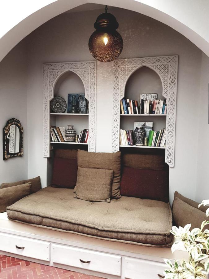 Riad Laly Tourisme Eclaire Le Bijou De La Medina 3*