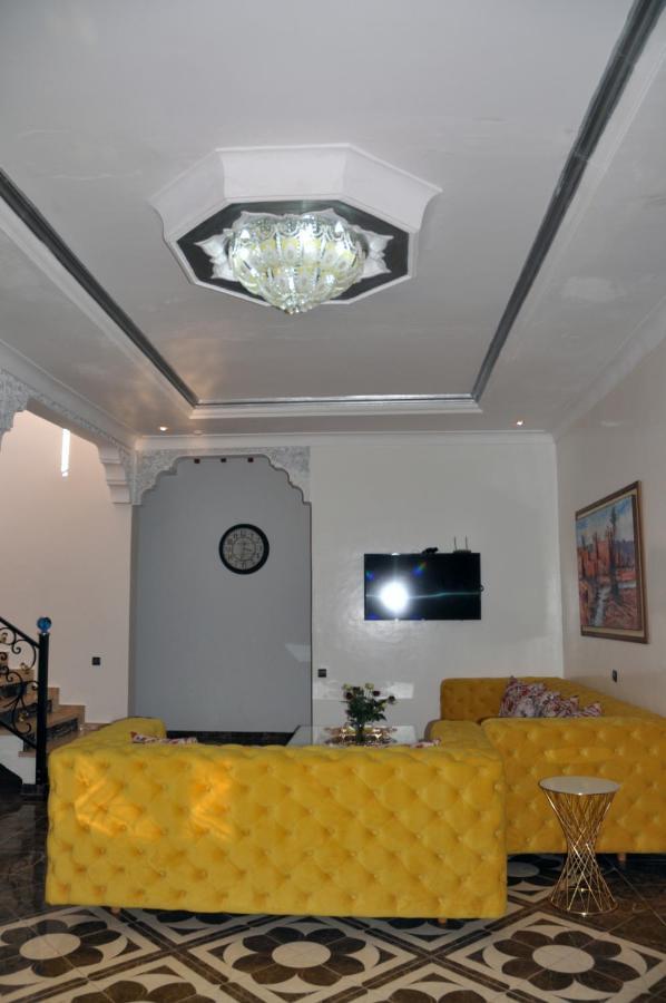 Jolie Moderne Avec Piscine Privée. Villa *