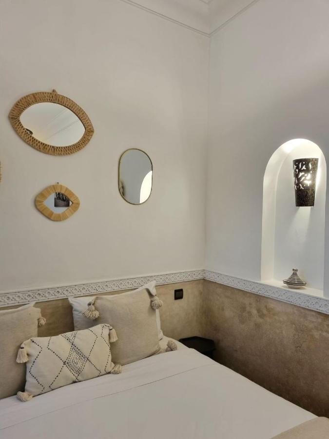 Les Reves D'amelie Riad