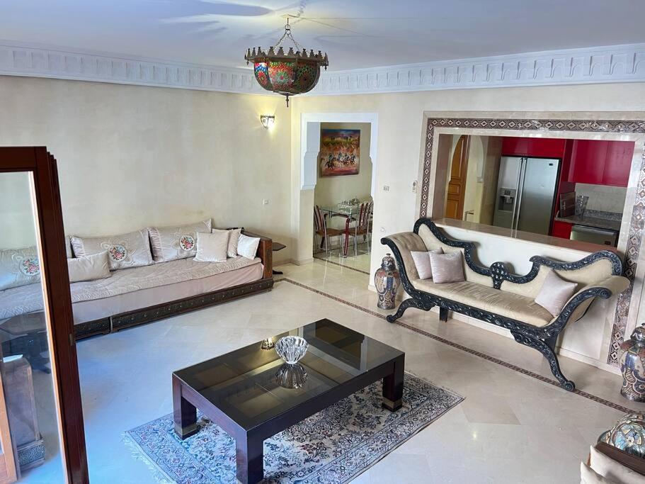 Apartment Beautiful Central & Comfortable