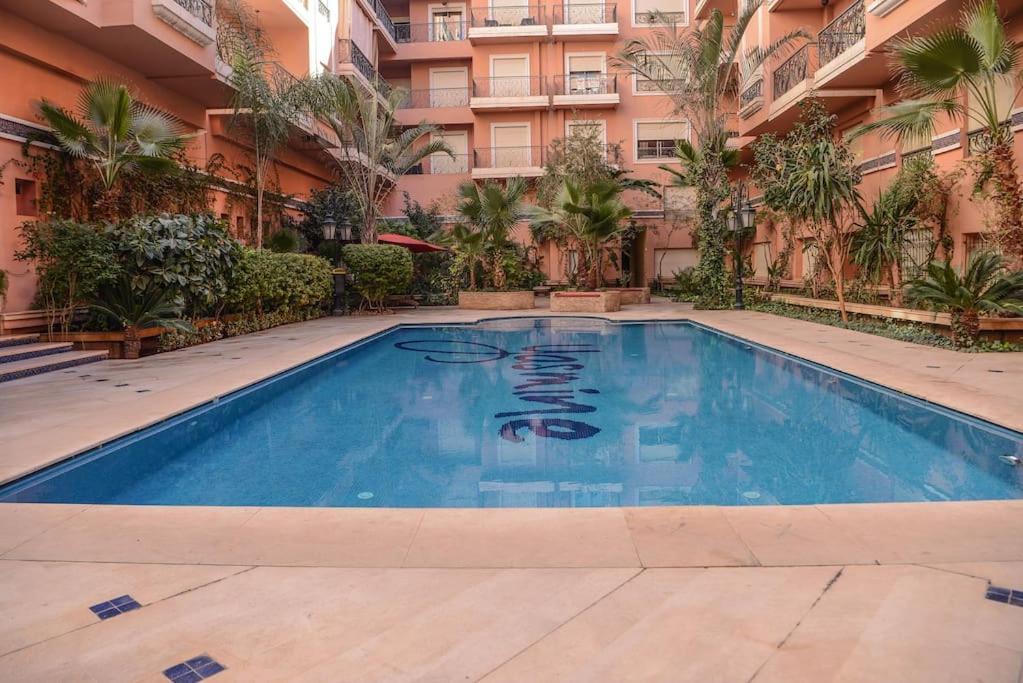 Apartment Schone Ferienwohnung: Poolblick Und Terrasse Nahe Majorelle Garden Marrakesh