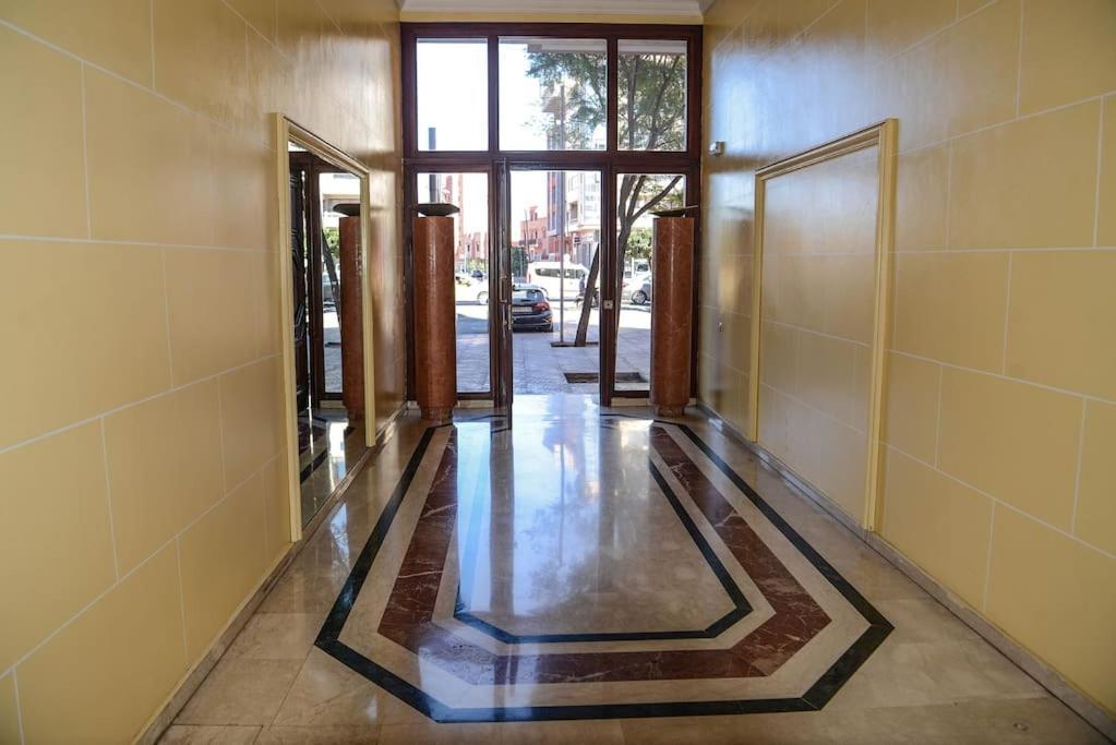 Apartment Schone Ferienwohnung: Poolblick Und Terrasse Nahe Majorelle Garden *