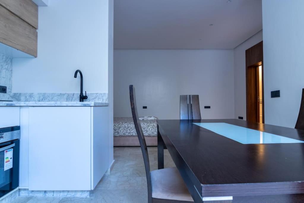 Villa 6 Suites Piscine Chauffee - Leyana