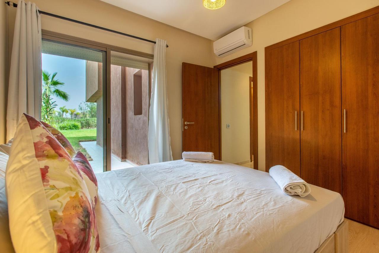 Pied Dans L'eau - Jardin Privee Apartment *