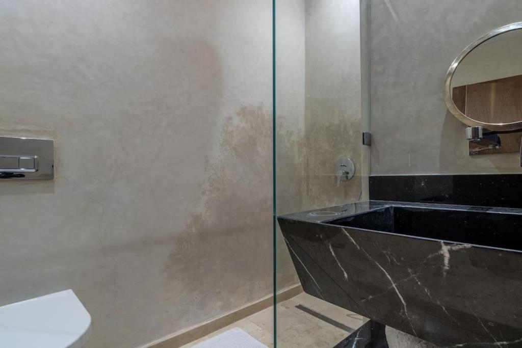 Villa 6 Suites Piscine Chauffee - Leyana *