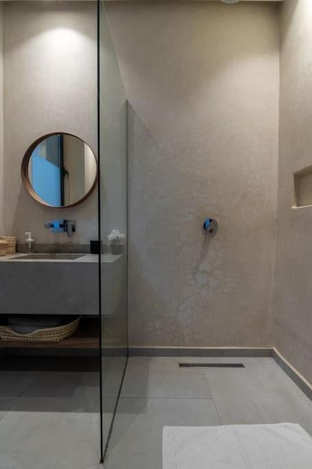 Villa 6 Suites Piscine Chauffee - Leyana *