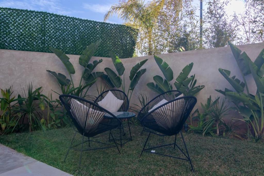 Villa 6 Suites Piscine Chauffee - Leyana