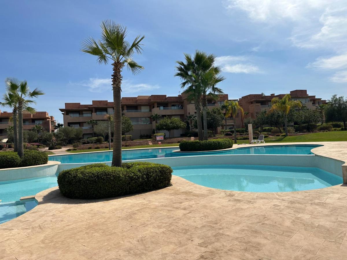 Apartment Somptueux 3 Chambres De 160 M². Front De Golf