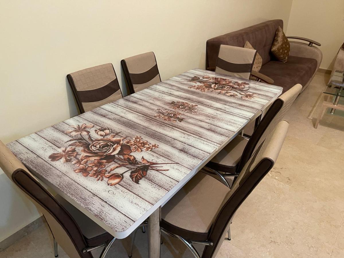 Apartment Numero 4 Au Rez-de-chaussee Pour Famille