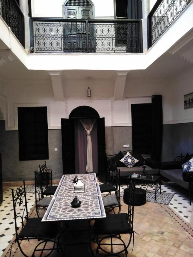 Etoile Ocre Riad *
