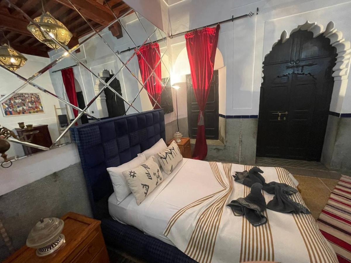Rwija Guest house *