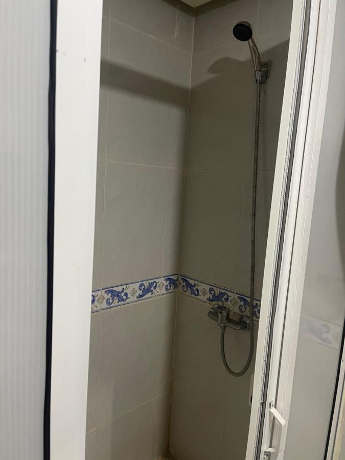Numero 4 Au Rez-de-chaussee Pour Famille Apartment *