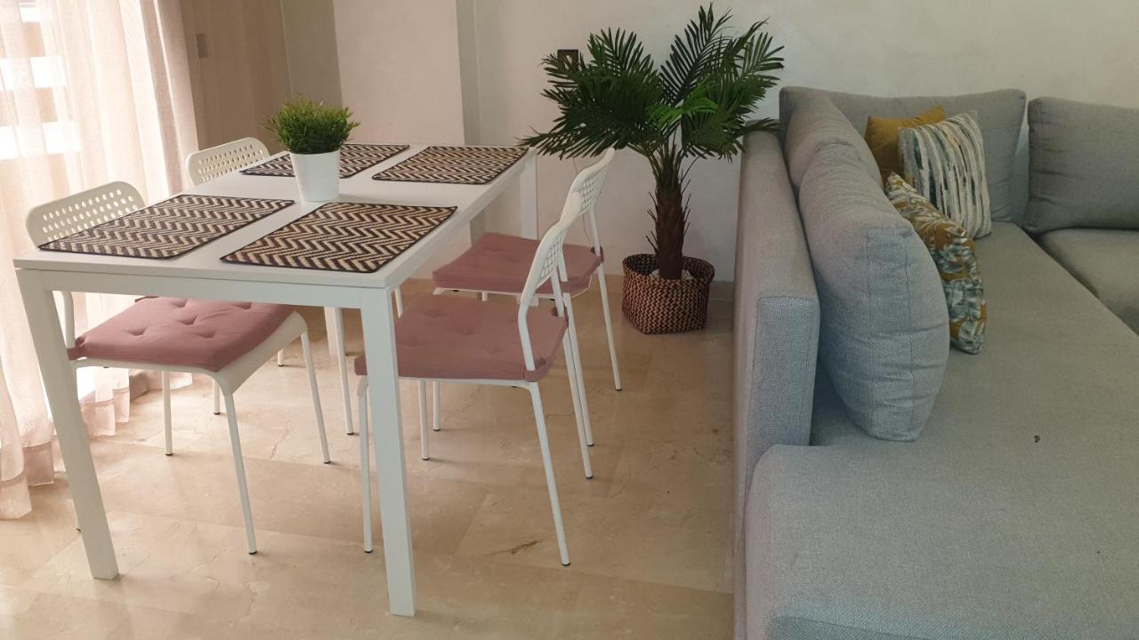 Apparemment Wafaa * Marrakesh