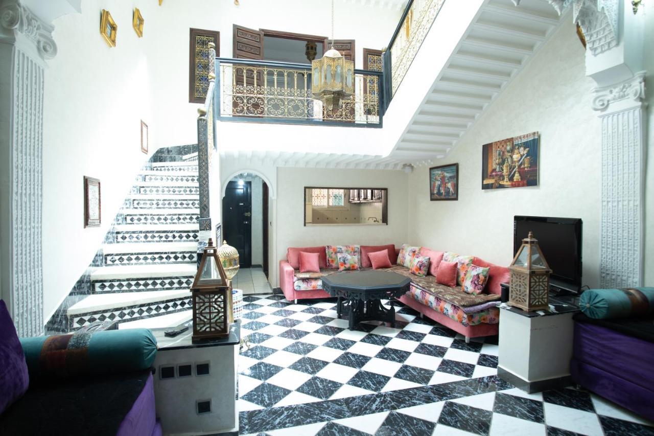 Charming Moroccan Riad 3 Bedroom With Pool And Terrace Hébergement de vacances Marrakesh