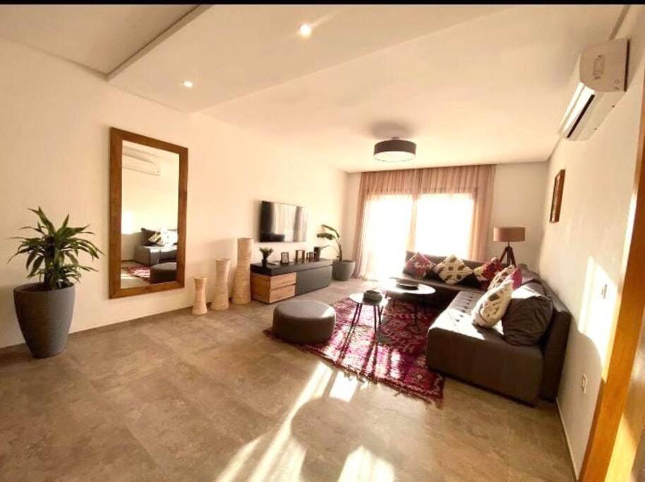 Lovely 2 - Bedroom - In The Heart Of Marrakech Appartamento