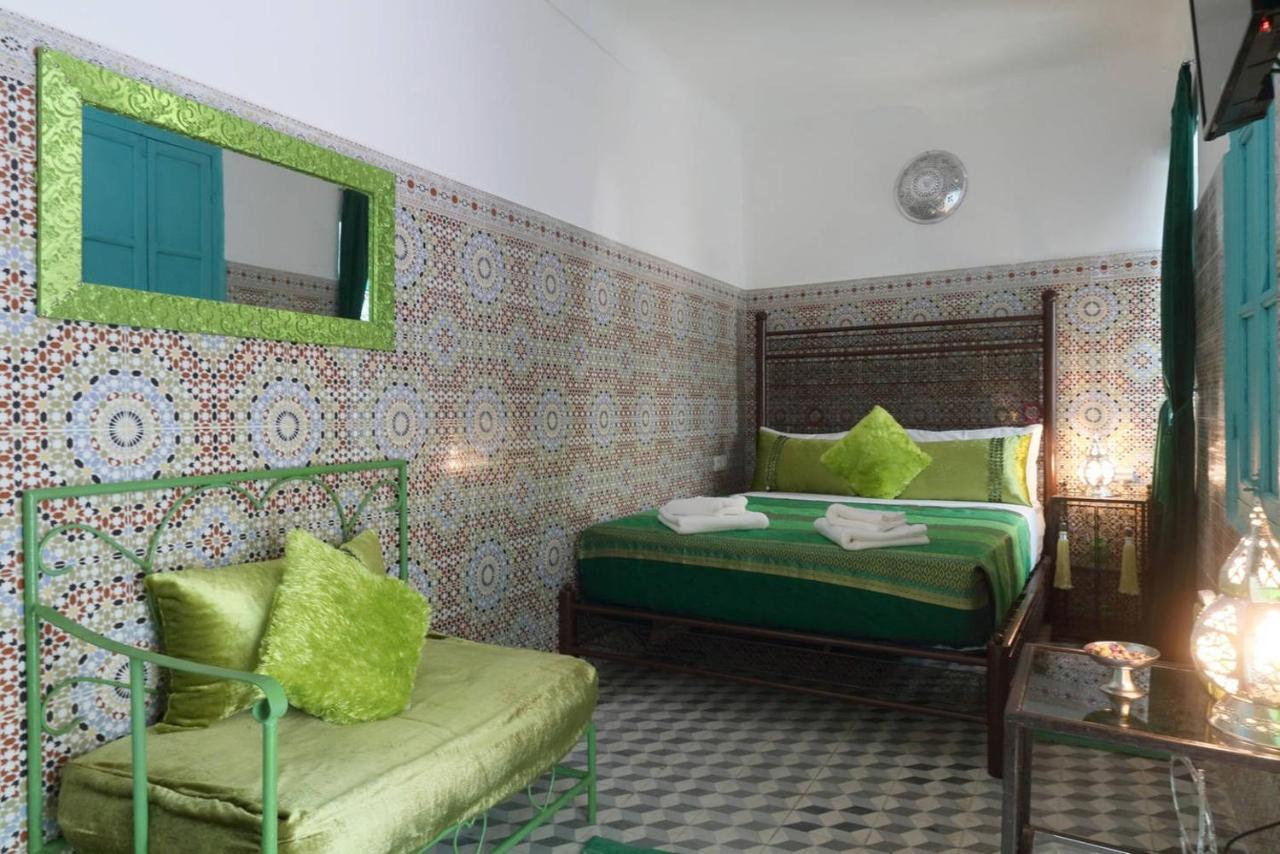1001 Couleurs Guest house 3*