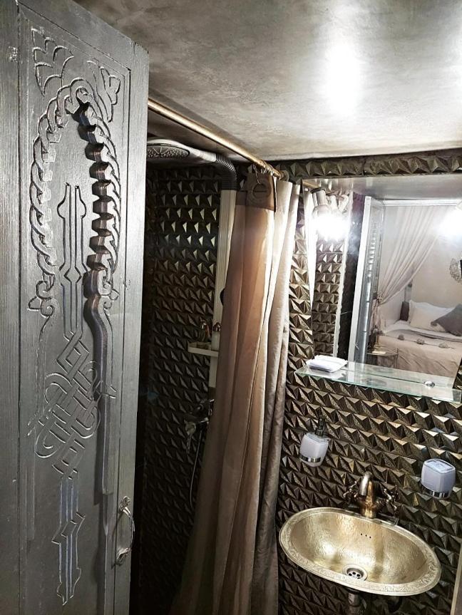 1001 Couleurs Guest house 3*