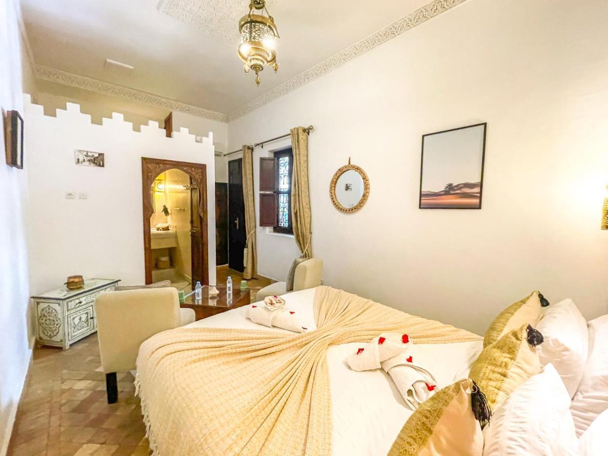 Des Lys Riad 3*