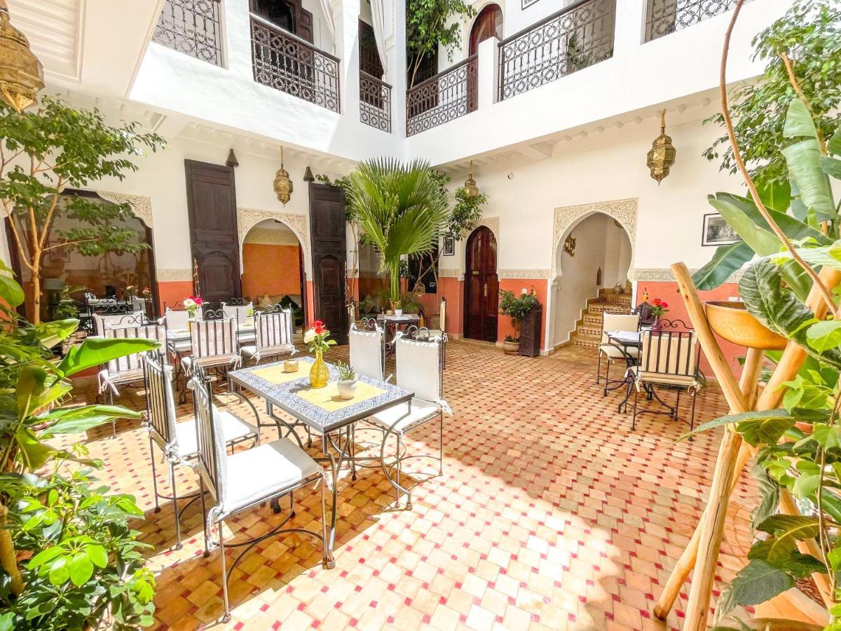 Des Lys Riad 3*